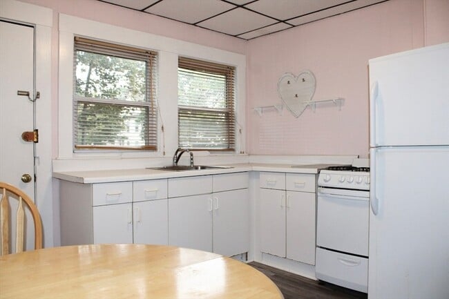 78 Curtis Ave in Quincy, MA - Building Photo - Building Photo