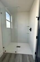 309 W Roseburg Ave in Modesto, CA - Building Photo - Building Photo