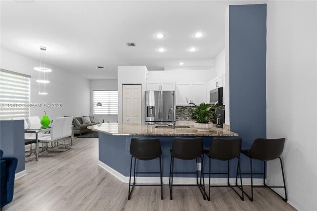 625 Bald Cypress Rd in Weston, FL - Building Photo - Building Photo