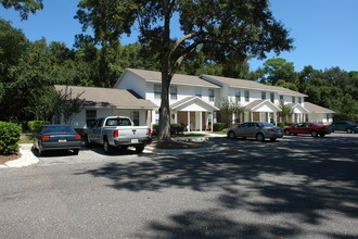 Post Oak Apartments in Fernandina Beach, FL - Building Photo - Building Photo