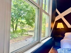 19 Beech Glen St, Unit 17 in Boston, MA - Building Photo - Building Photo