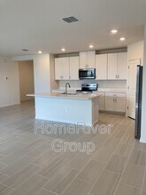 7826 Gilchrist Spgs Dr in Parrish, FL - Building Photo - Building Photo