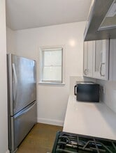 108 W Quincy St, Unit 108 in Somerville, MA - Building Photo - Building Photo