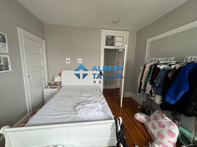3 Kinnaird St, Unit 3