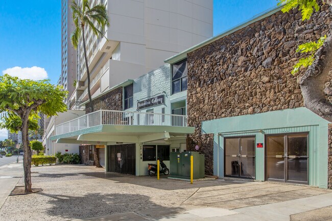 Hawaiian Colony in Honolulu, HI - Building Photo - Building Photo