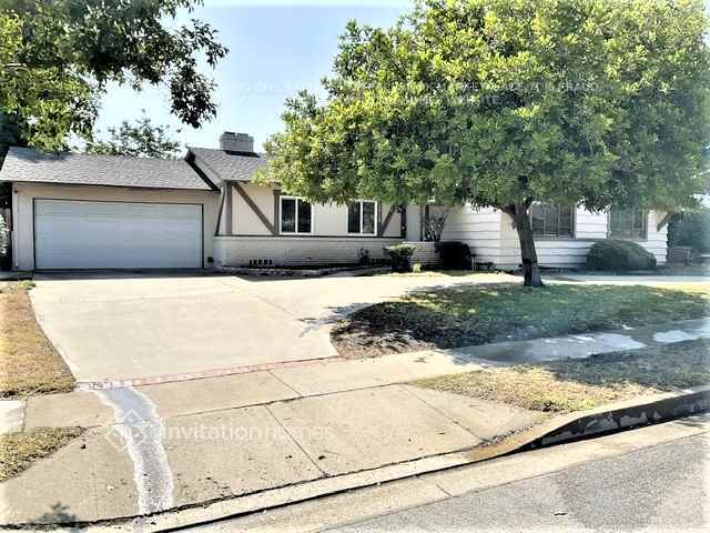 property at 1515 Mural Dr