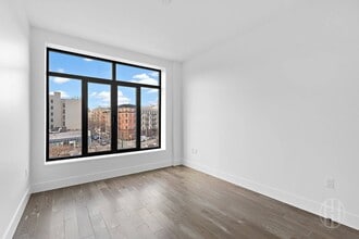10 Malcolm X Blvd in New York, NY - Building Photo - Building Photo