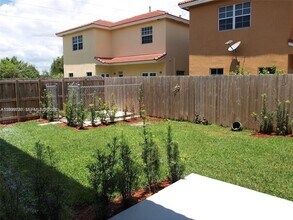 15651 SW 11th Terrace in Miami, FL - Building Photo - Building Photo