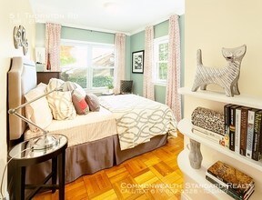 51 Thornton Rd in Brookline, MA - Building Photo - Building Photo