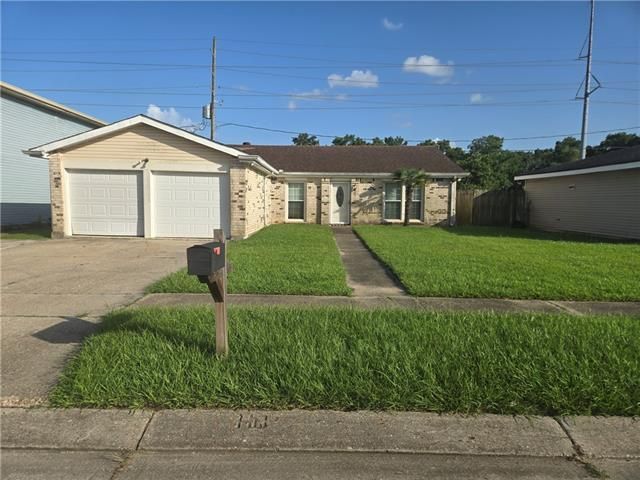 3861 Nathan Kornman Dr in Harvey, LA - Building Photo