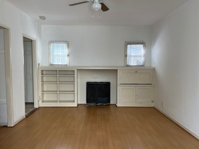 819 N Alta Vista Blvd, Unit 2