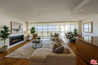 2220 Ave of the Stars in Los Angeles, CA - Building Photo - Building Photo