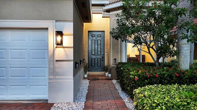 7977 Tangelo Dr in Boynton Beach, FL - Building Photo - Building Photo