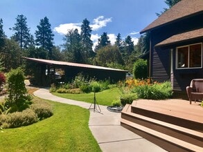 5615 Mill Creek Rd in The Dalles, OR - Building Photo - Building Photo