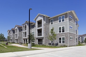 Alton Park Apartments in Fort Worth, TX - Building Photo - Building Photo