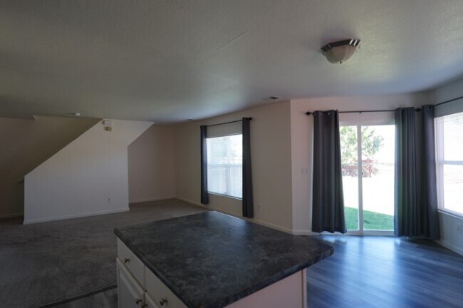 7863 Downing St in Thornton, CO - Building Photo - Building Photo