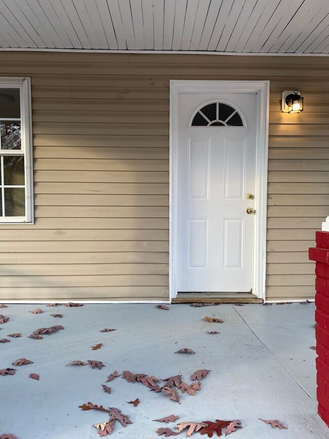 2700 E Belt Blvd in Richmond, VA - Building Photo - Building Photo