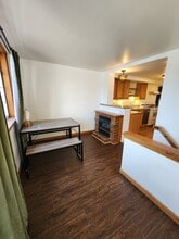 11 First Street in Waterford, NY - Foto de edificio - Building Photo