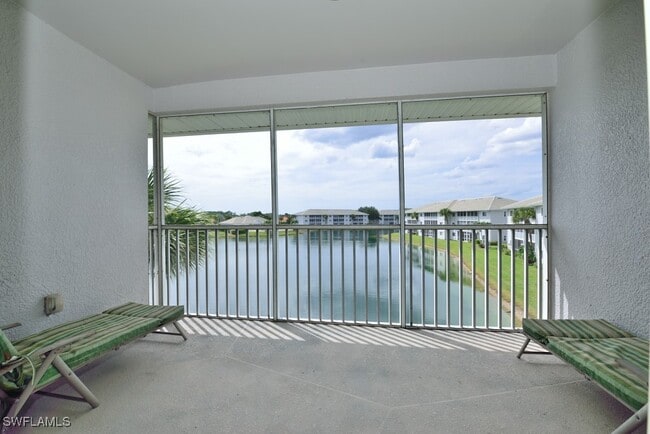 7812 Regal Heron Cir in Naples, FL - Building Photo - Building Photo