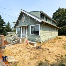 3201 E D St in Tacoma, WA - Building Photo - Building Photo
