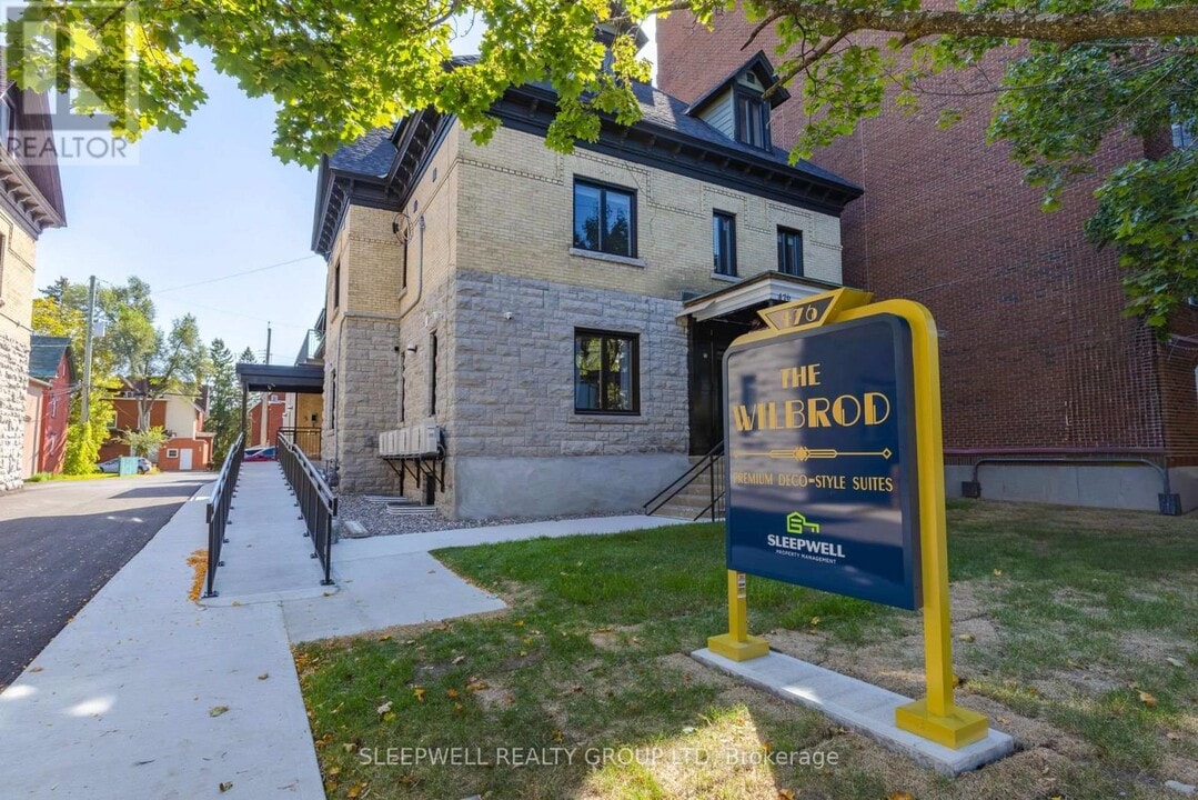 476 Rue Wilbrod St in Ottawa, ON - Building Photo