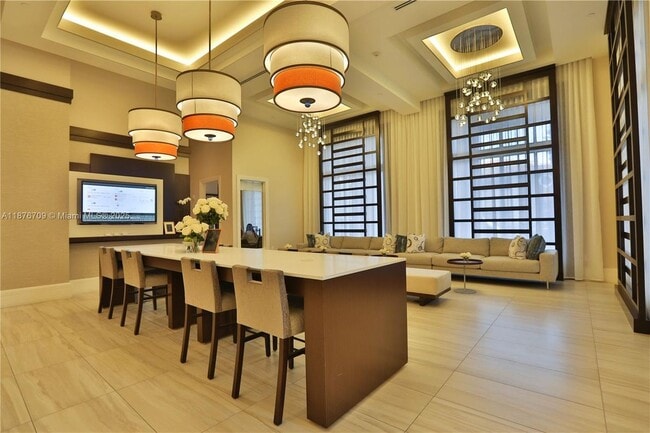 2000 Salzedo St in Coral Gables, FL - Building Photo - Building Photo