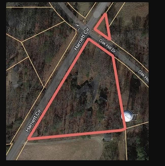 property at 1196 Harriett Cir