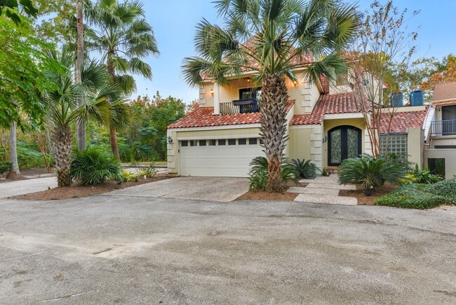 property at 15 W Shady Ln