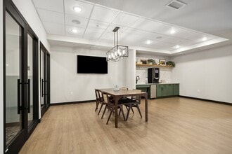 Wicklowe Apartments in Rosemount, MN - Foto de edificio - Building Photo