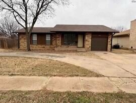 4644 Fairway Blvd in Wichita Falls, TX - Building Photo