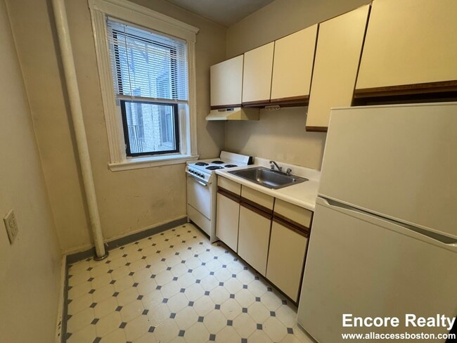 property at 11 Peterborough St