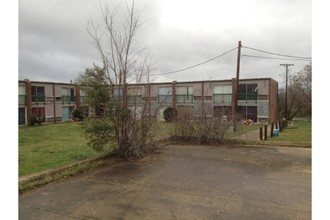 Naples Apartments in Naples, TX - Foto de edificio - Building Photo