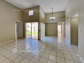 724 NW 122nd Passage in Miami, FL - Building Photo - Building Photo