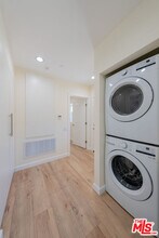 1031 Thompson Ave in Glendale, CA - Building Photo - Building Photo