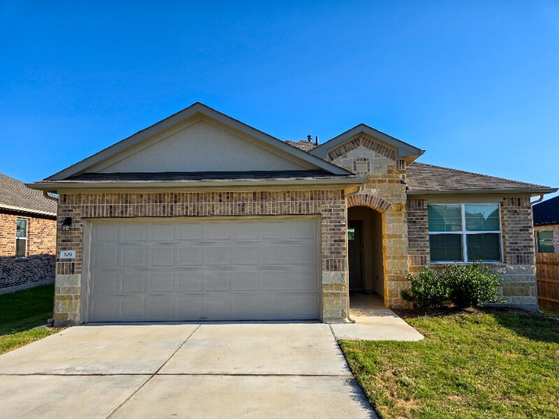 109 Brody Ln in Georgetown, TX - Foto de edificio