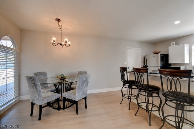 1032 Alan Shepard St in Las Vegas, NV - Building Photo - Building Photo