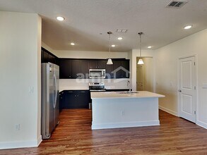 3014 Rolling Acrs Rd in Green Cove Springs, FL - Building Photo - Building Photo