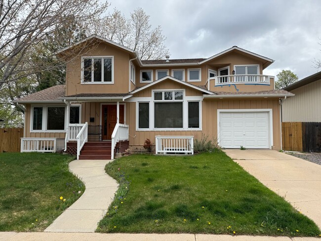 property at 1220 Edinboro Dr