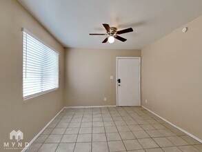 1702 E Cambridge Ave in Phoenix, AZ - Building Photo - Building Photo