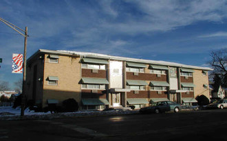 4375 N Oak Park Ave Apartments