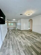 3531 SW 15th St in Fort Lauderdale, FL - Building Photo - Building Photo