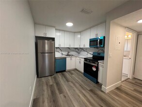 21121 SW 85th Ave in Cutler Bay, FL - Building Photo - Building Photo