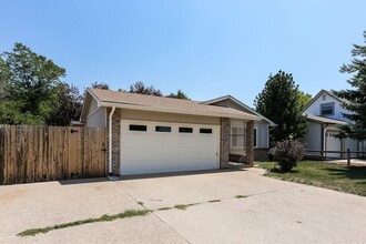 824 Kimball Rd in Fort Collins, CO - Building Photo - Building Photo