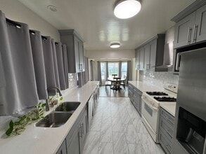 2411 Deerford St in Lakewood, CA - Building Photo - Building Photo