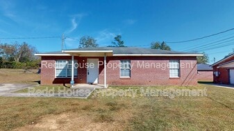 620 N Rawls St in Enterprise, AL - Building Photo