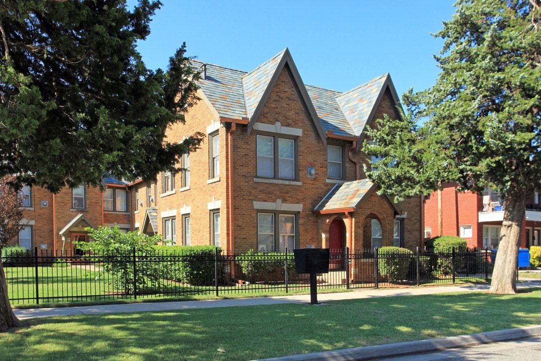 Kamp's Court Apartments in Oklahoma City, OK - Foto de edificio