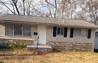 4245 Smithfield Pl in St. Louis, MO - Building Photo