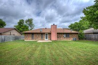 1104 Tobie Layne St photo'