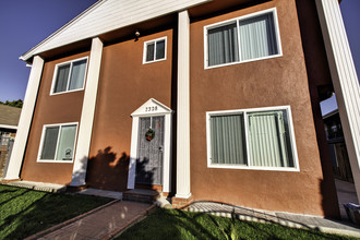 The Milton Apartments in Los Angeles, CA - Building Photo - Primary Photo