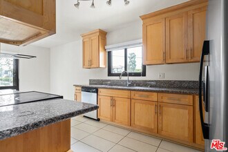 8630 Falmouth Ave in Los Angeles, CA - Building Photo - Building Photo